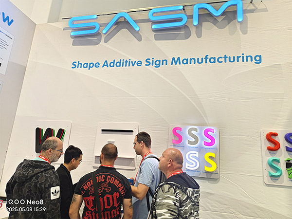 SASM Showcases SIGNPRINTER PRO1 at International Exhibitions, Driving Innovation in the Signage Industry
